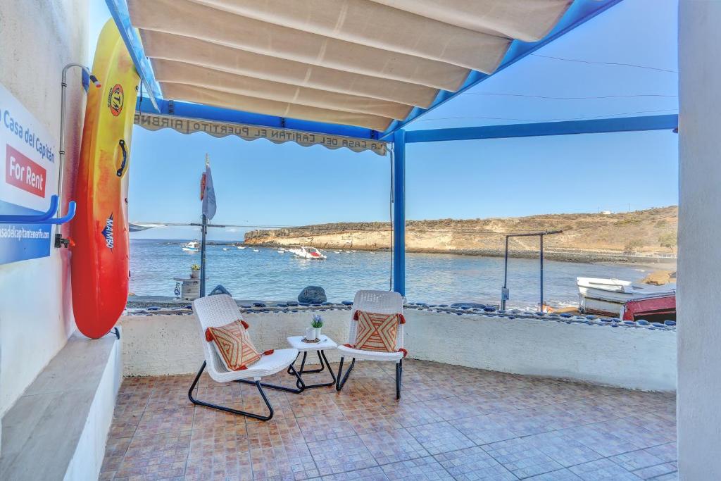 La Casa del Capitán - terrace-kayak-sea-view-for-rent-sign